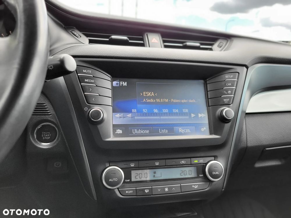 Toyota Avensis 2.0 D-4D Premium - 13