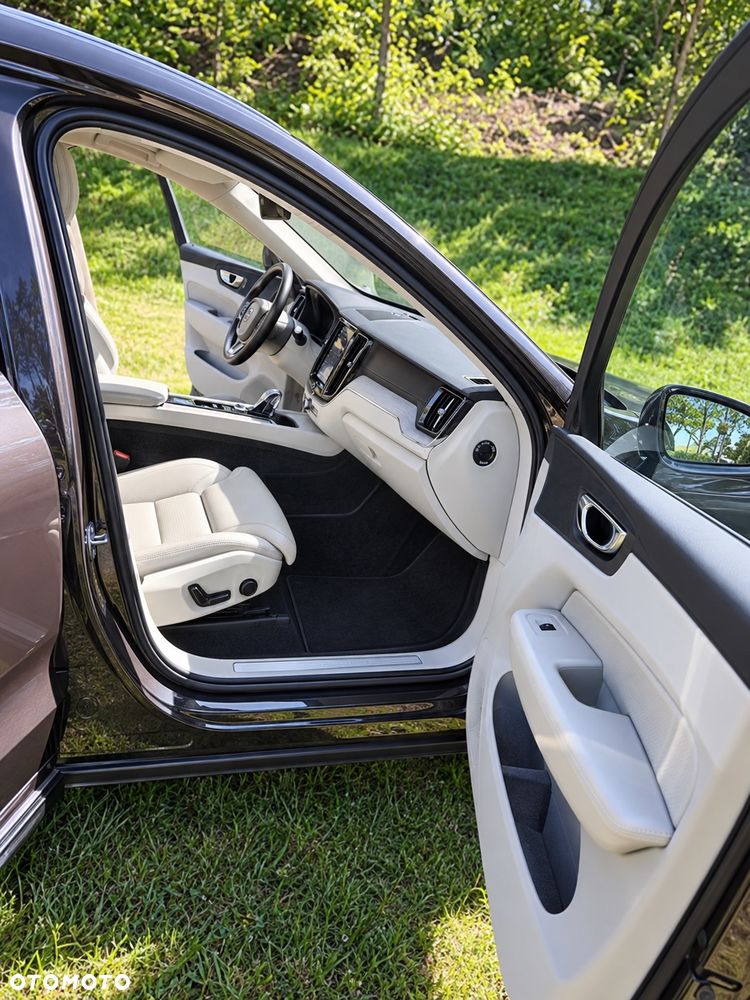 Volvo XC 60 D4 AWD Inscription - 8