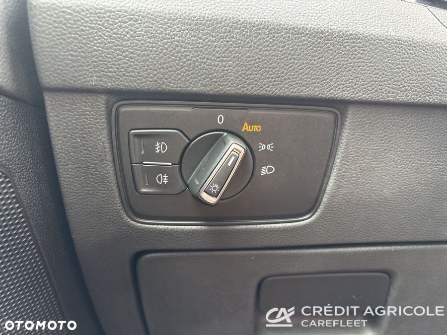 Volkswagen Passat 1.5 TSI EVO Business DSG - 24