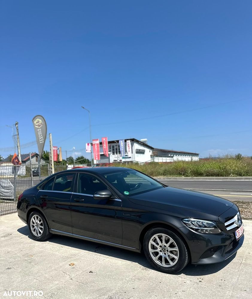 Mercedes-Benz C - 7