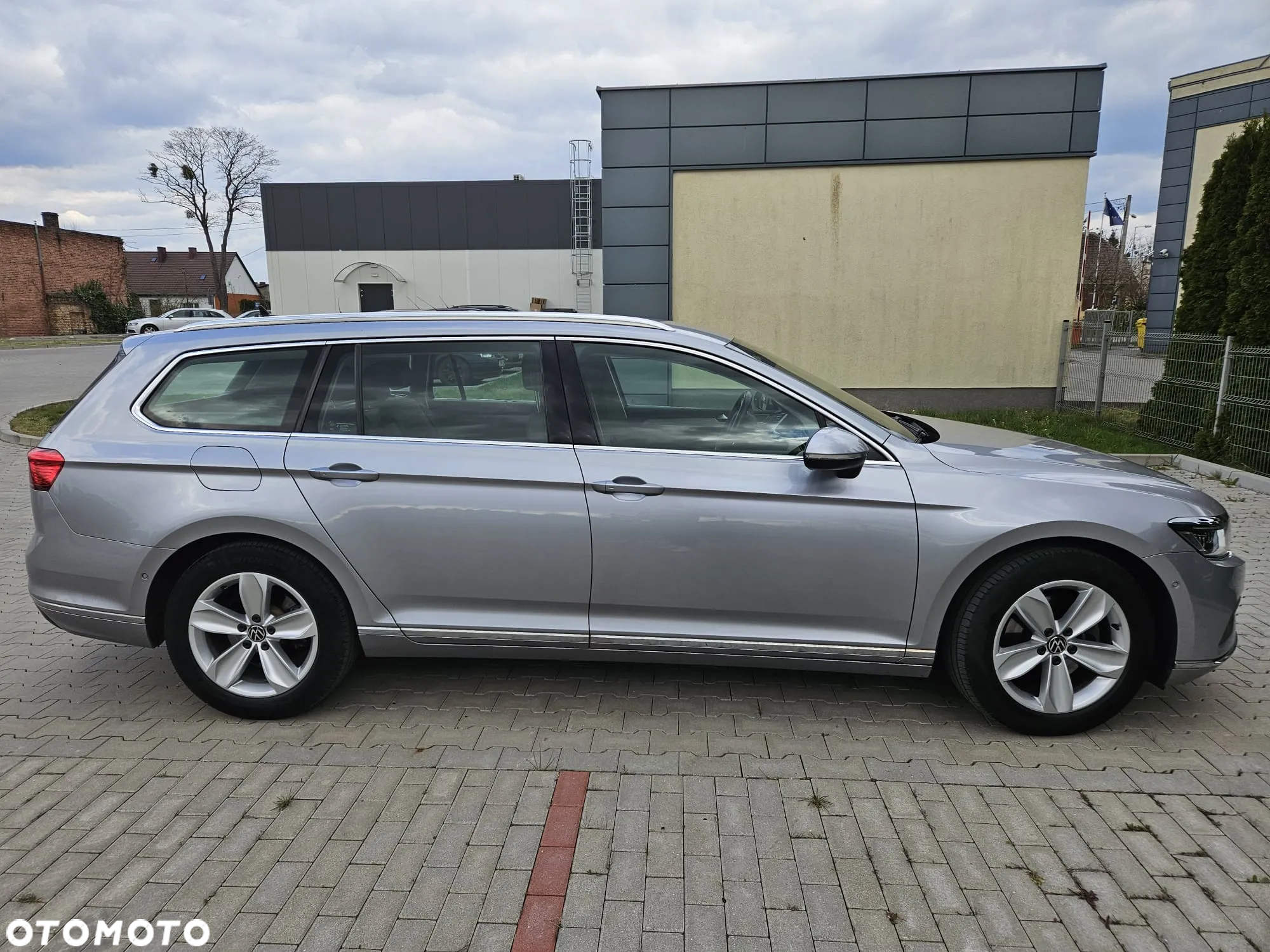 Volkswagen Passat 2.0 TSI Elegance DSG - 11