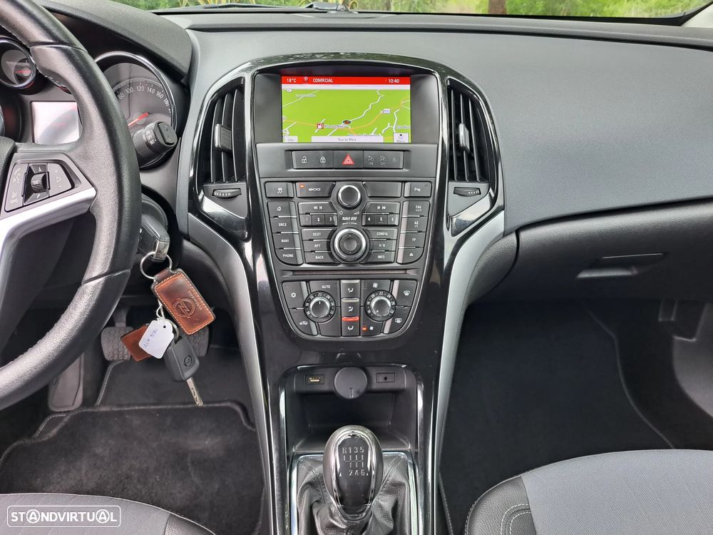 Opel Astra 1.6 CDTI Executive S/S J18 - 18