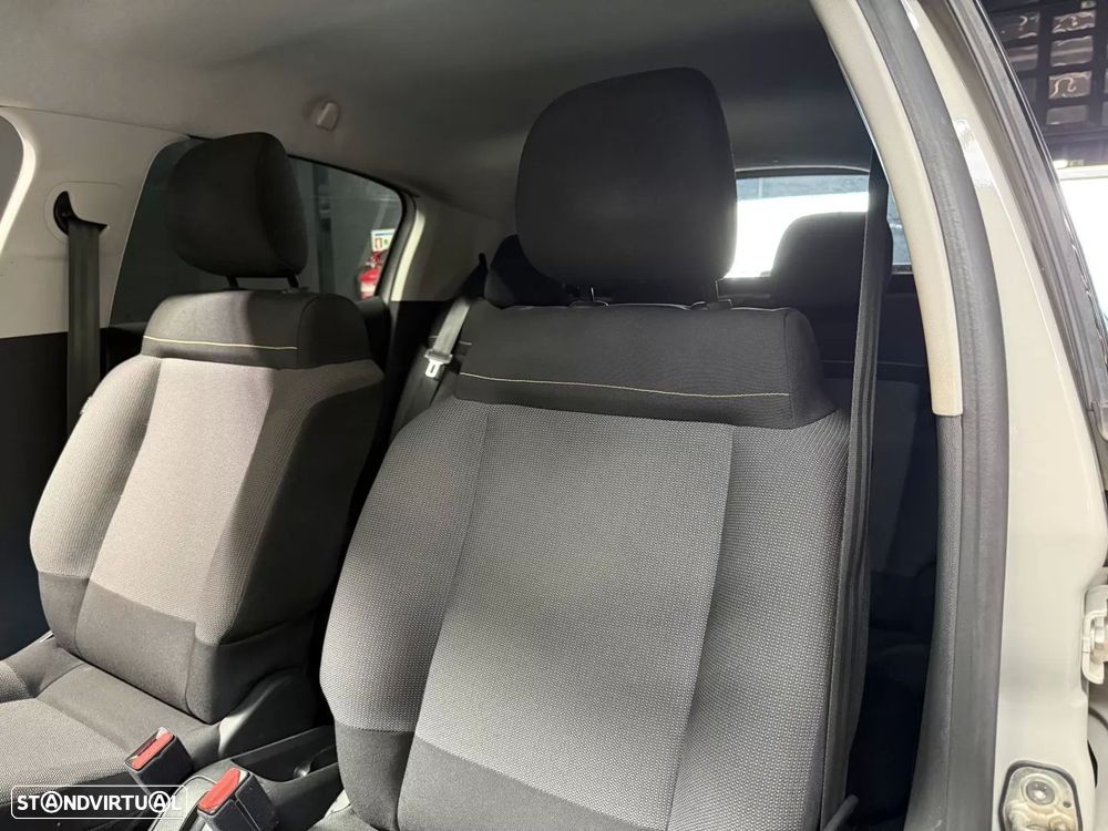 Citroën C3 1.2 PureTech Shine - 21