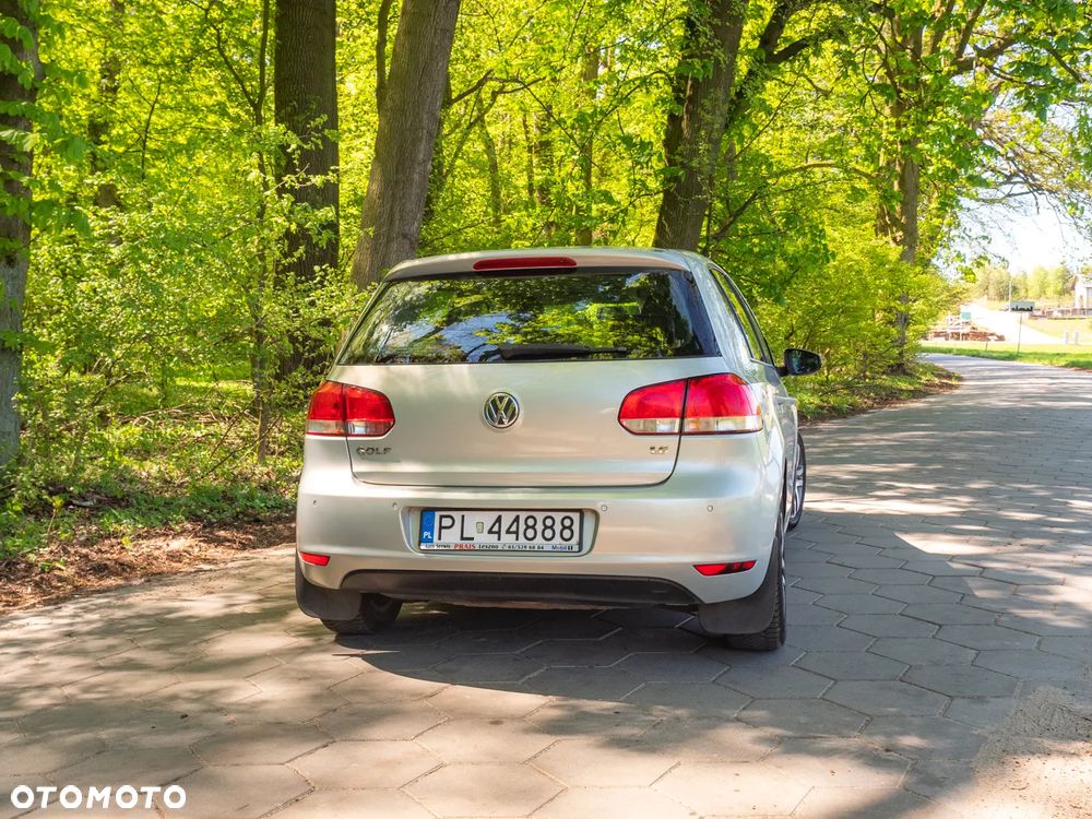 Volkswagen Golf 1.6 Comfortline - 5