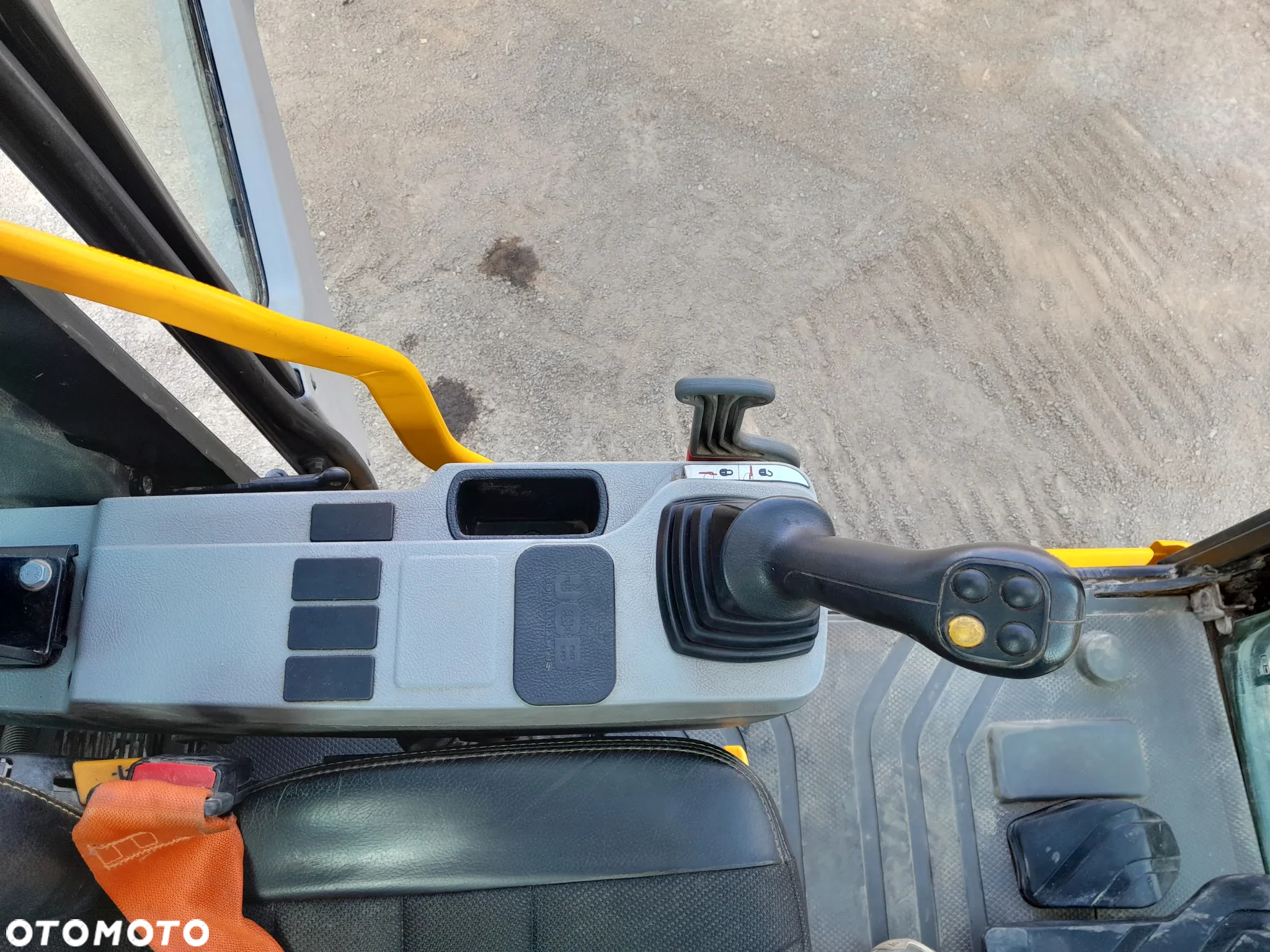 JCB 140X - 25