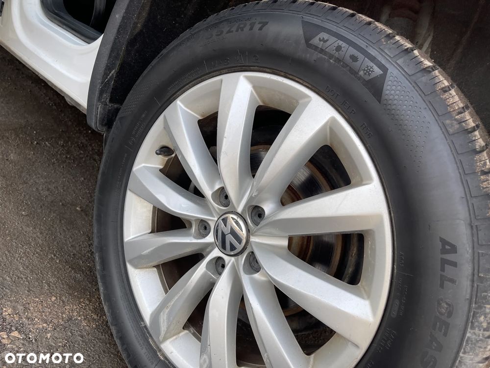 Volkswagen Tiguan 2.0 TDI DPF BlueMotion Technology Trend & Fun - 34