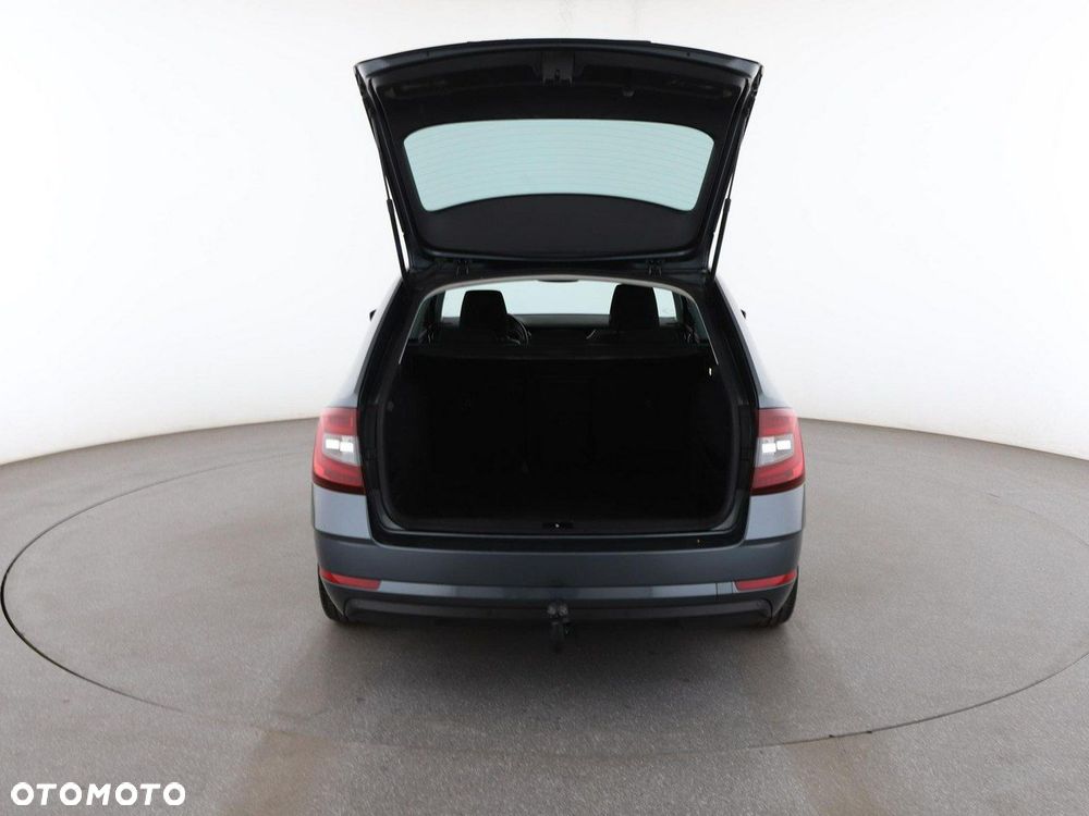 Skoda Octavia 1.8 TSI Style DSG - 20