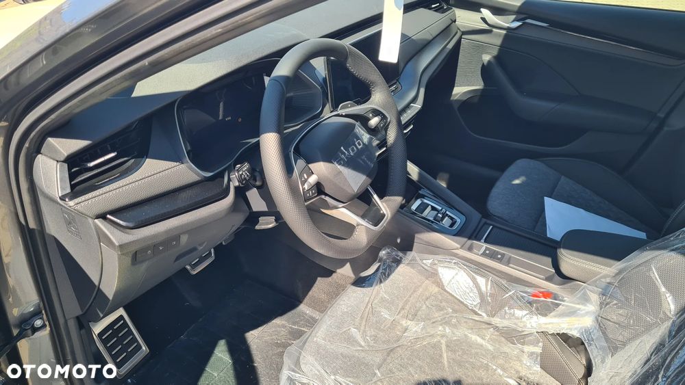Skoda Octavia 1.5 TSI e-Tec Sportline DSG - 9