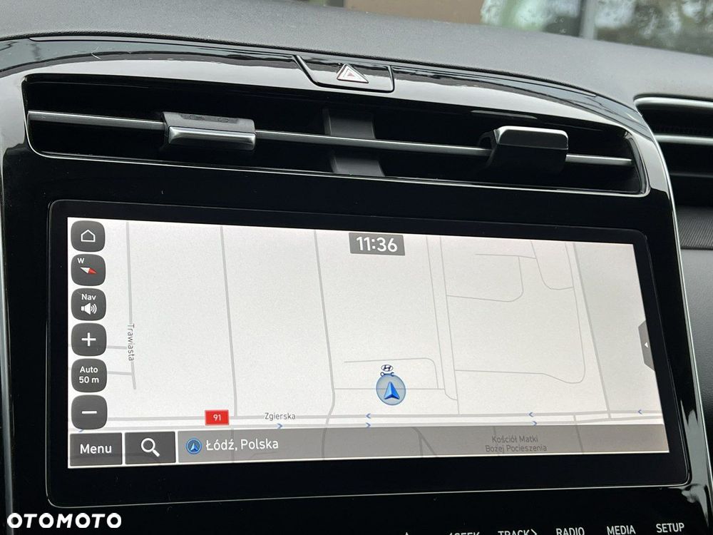 Hyundai Tucson 1.6 T-GDi HEV Executive 2WD - 25