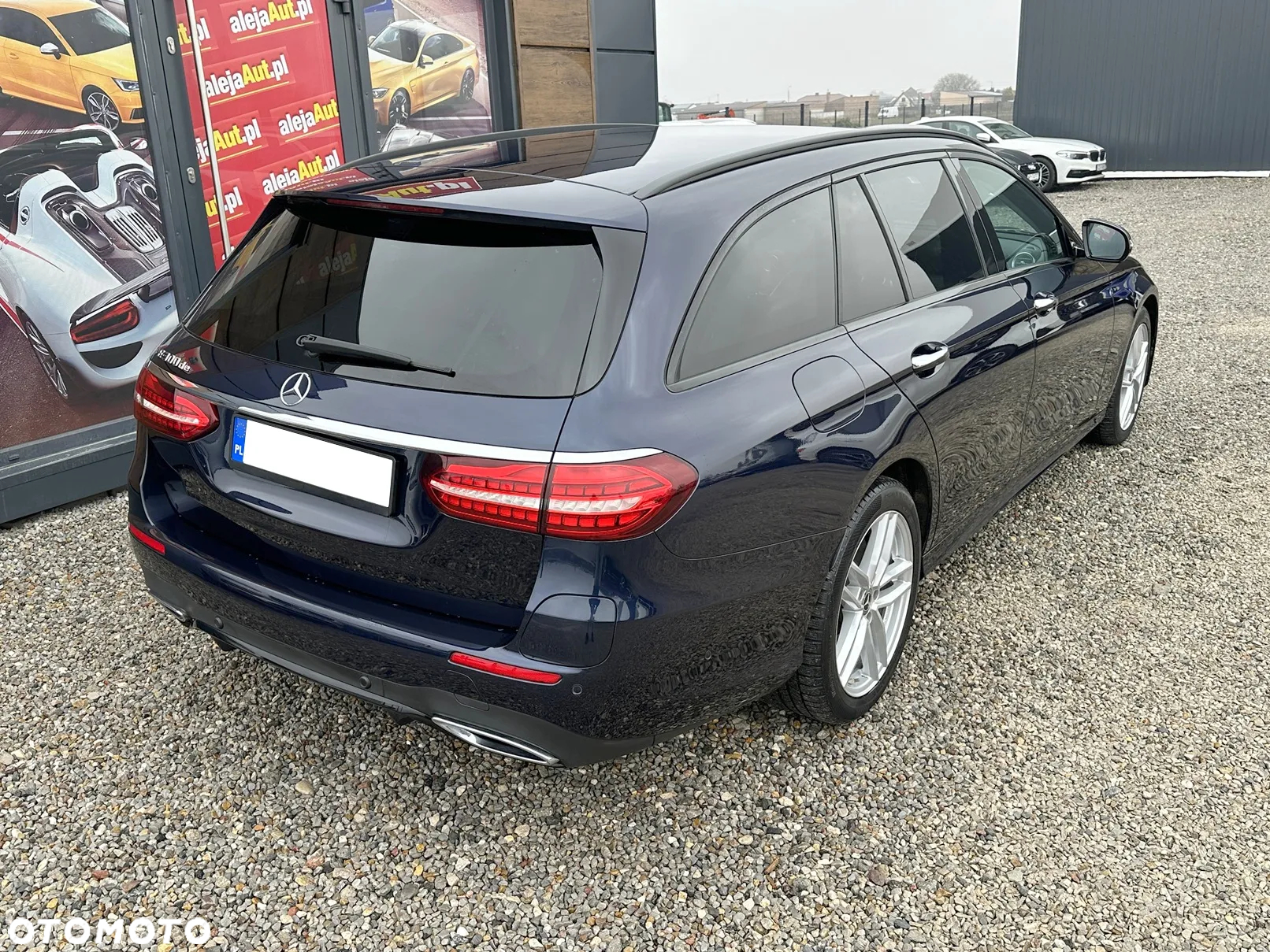 Mercedes-Benz Klasa E 300 de AMG - 5
