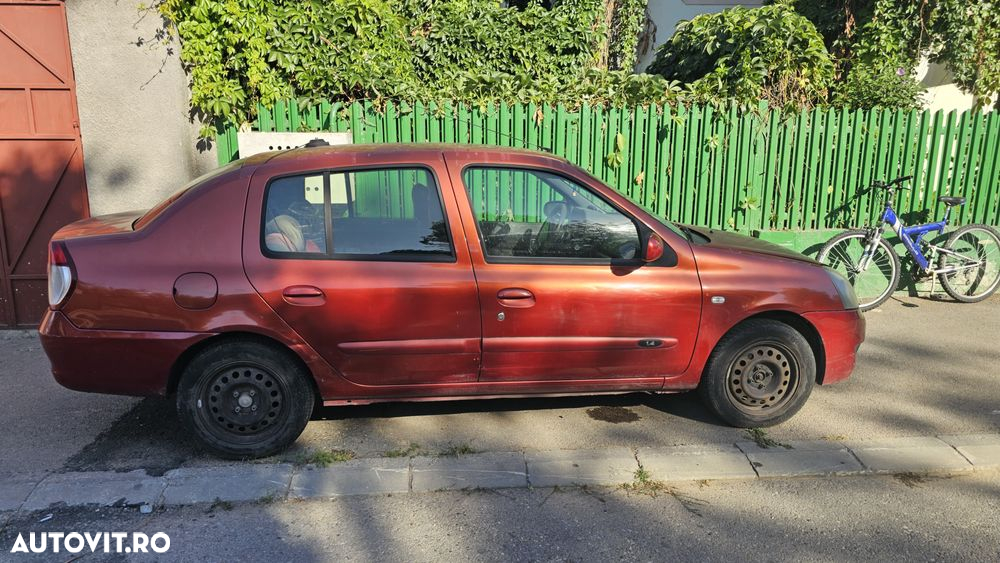 Renault Symbol - 8