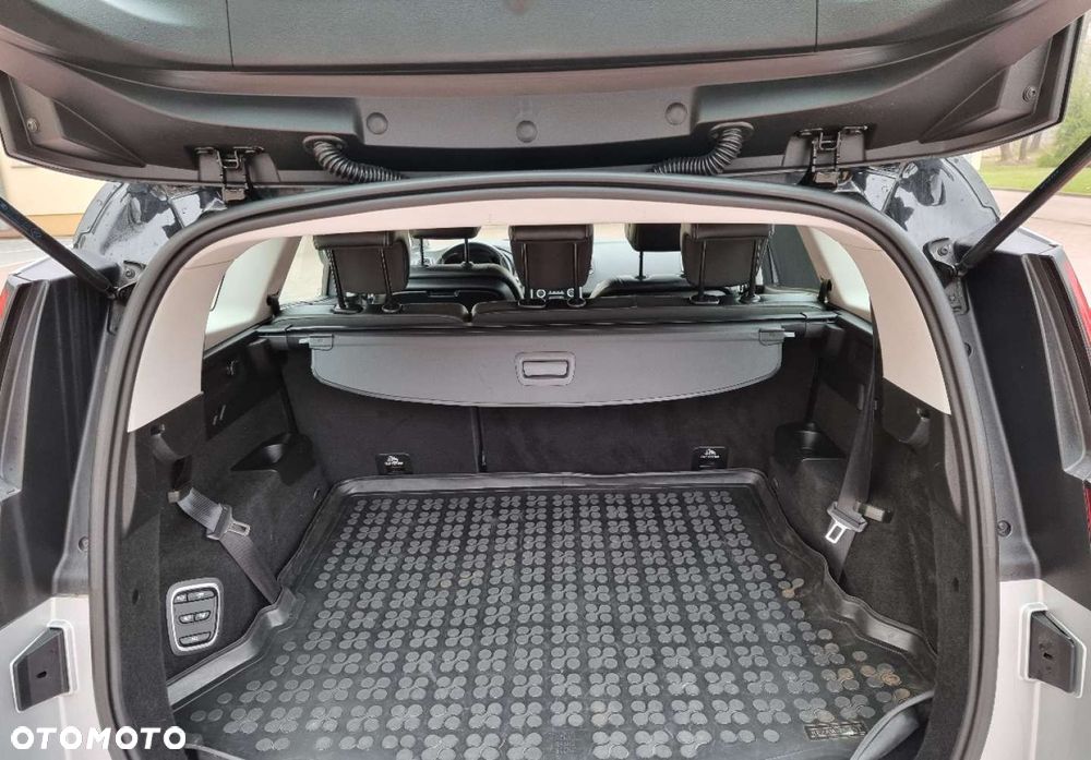 Renault Grand Scenic - 28