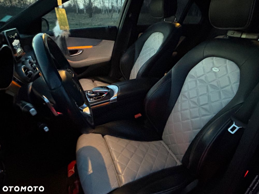 Mercedes-Benz Klasa C 200 4-Matic 9G-TRONIC - 10