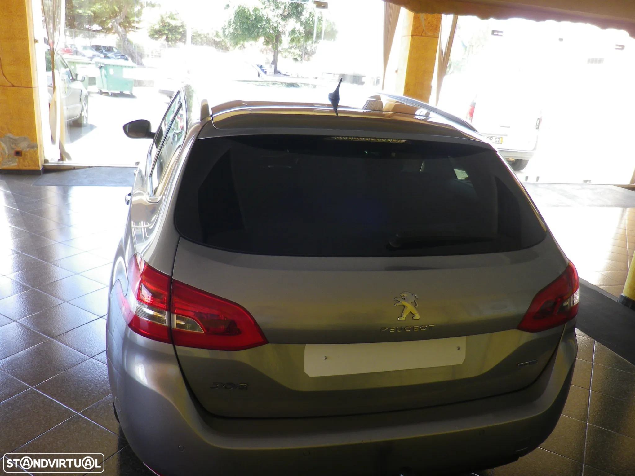Peugeot 308 SW 1.6 BlueHDi Allure J17 - 32