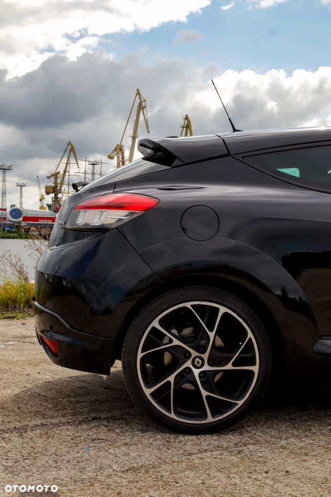 Renault Megane 2.0 16V RS - 11