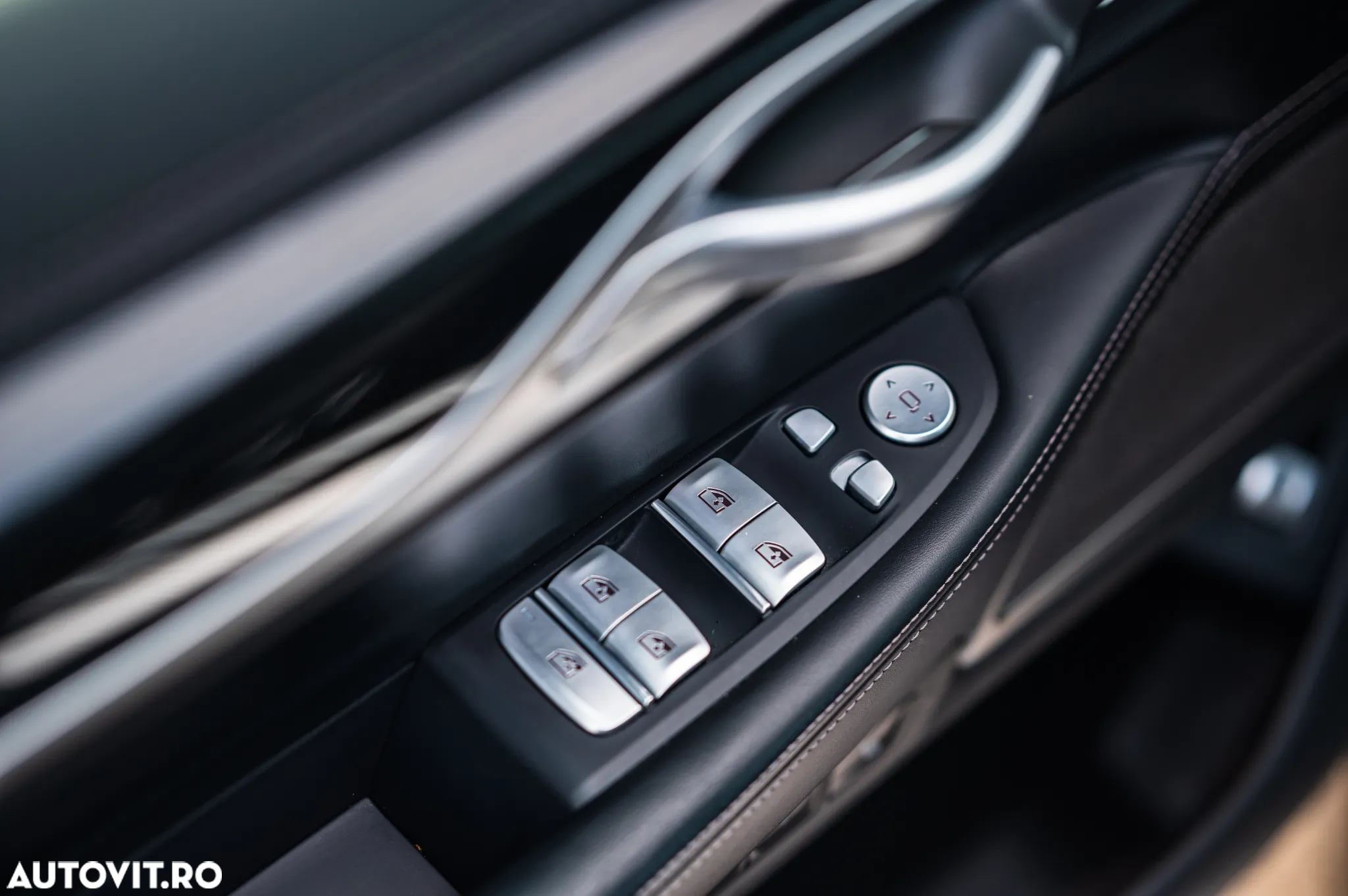 BMW Seria 7 740d xDrive MHEV - 24