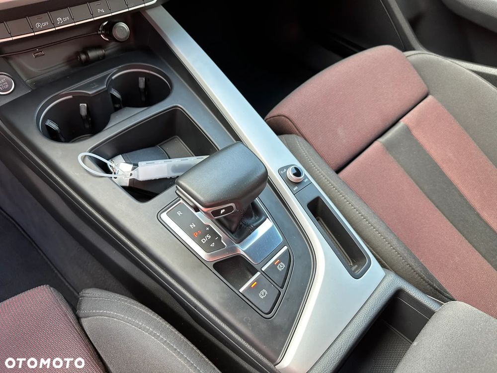 Audi A4 Avant - 16