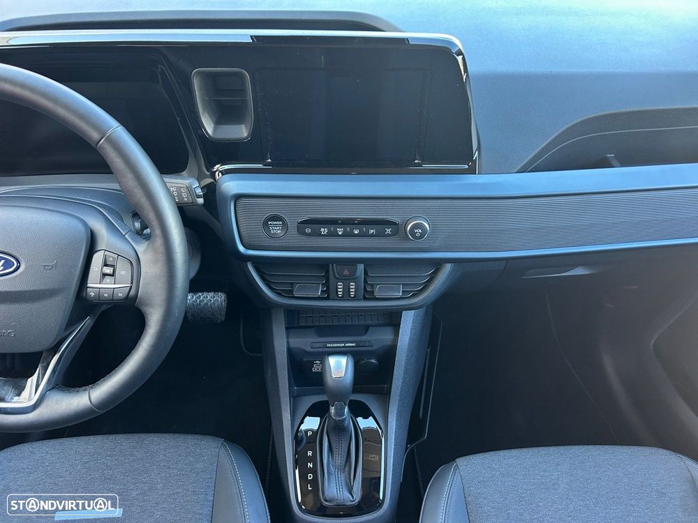 Ford Tourneo Courier 1.0 EcoBoost Titanium DCT - 11