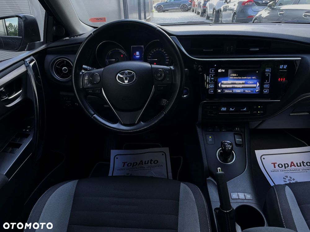 Toyota Auris Hybrid 135 Prestige - 35