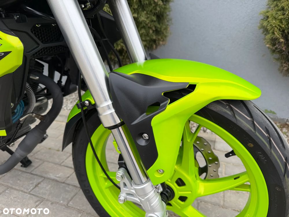 Benelli BN 125 - 15