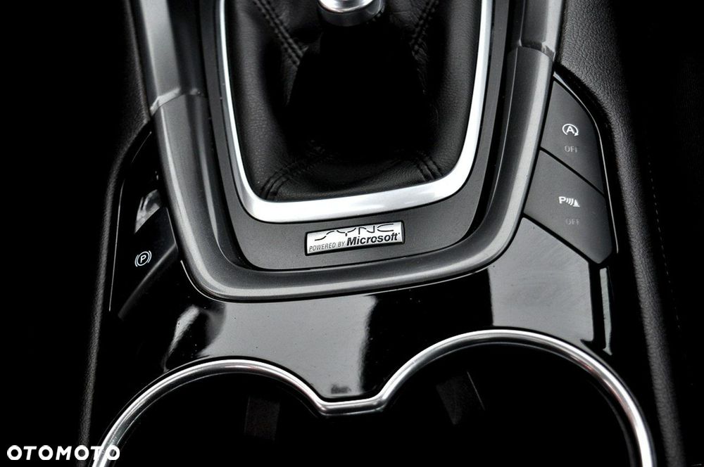 Ford Mondeo 2.0 TDCi Start-Stopp Titanium - 29