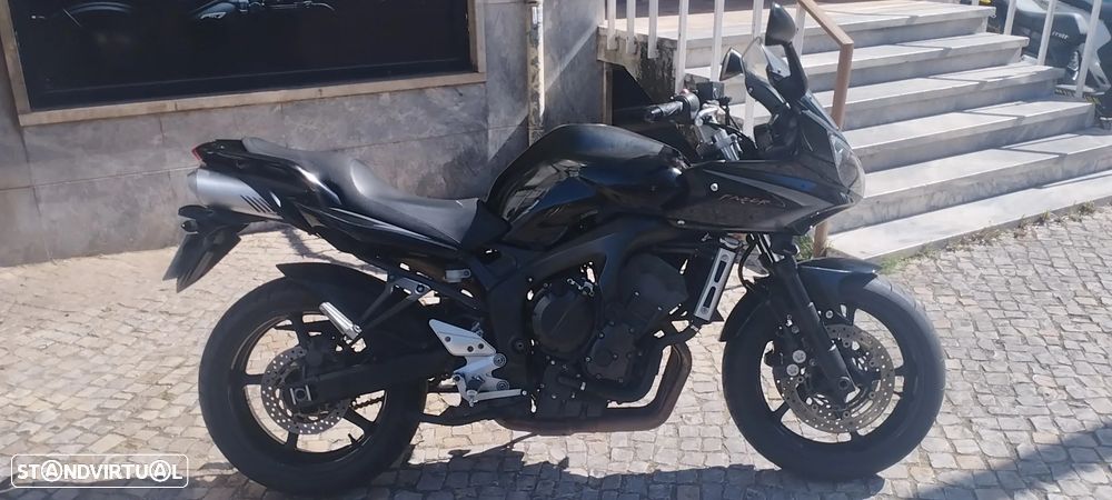 Yamaha Fazer 600 S2 - 6