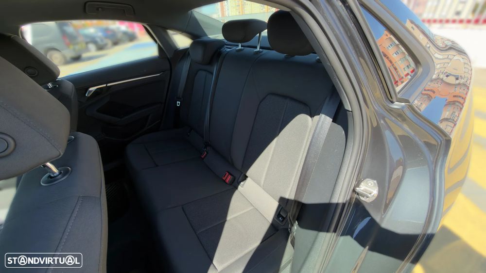Audi A3 Limousine 30 TFSI Sport S tronic - 16