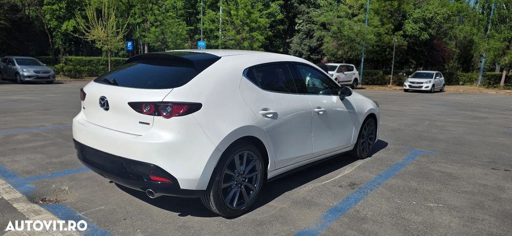 Mazda 3 e-Skyactiv G150 AT MHEV Plus - 4