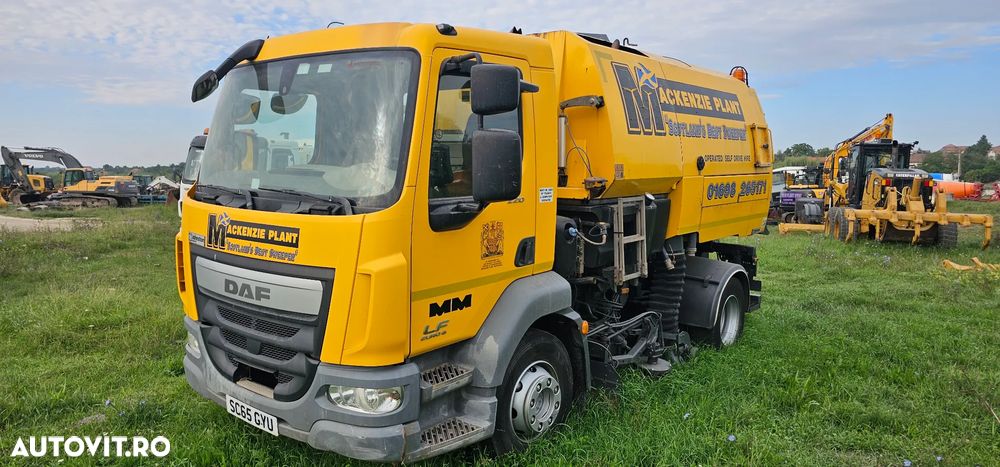 Mătură stradală DAF LF 220 - 2