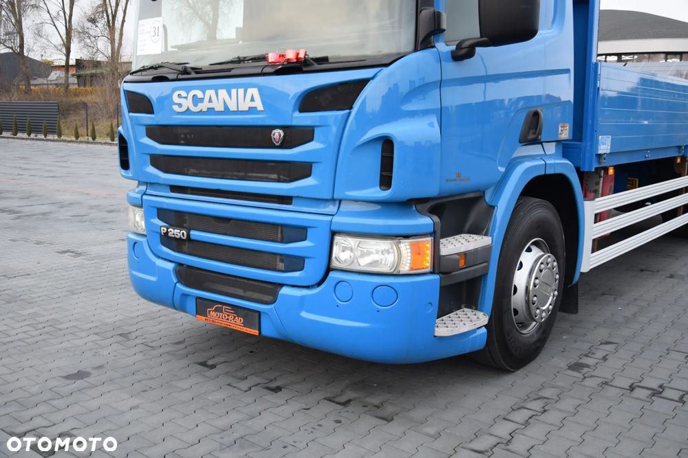 Scania P250 / EURO 6 / SKRZYNIA 7.8 M / WINDA DHOLLANDIA / PODUSZKI NA TYLNEJ OSI / RETARDER / KLIMA / TEMPOMAT / SERWISOWANY / SPROWADZONY - 9