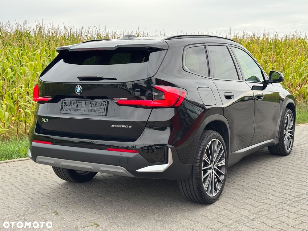 BMW X1 xDrive20d xLine - 19