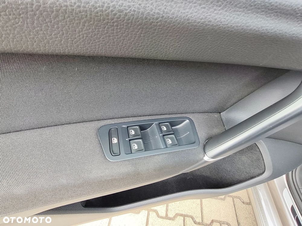 Volkswagen Golf Sportsvan 1.4 TSI BlueMotion Technology Lounge - 29