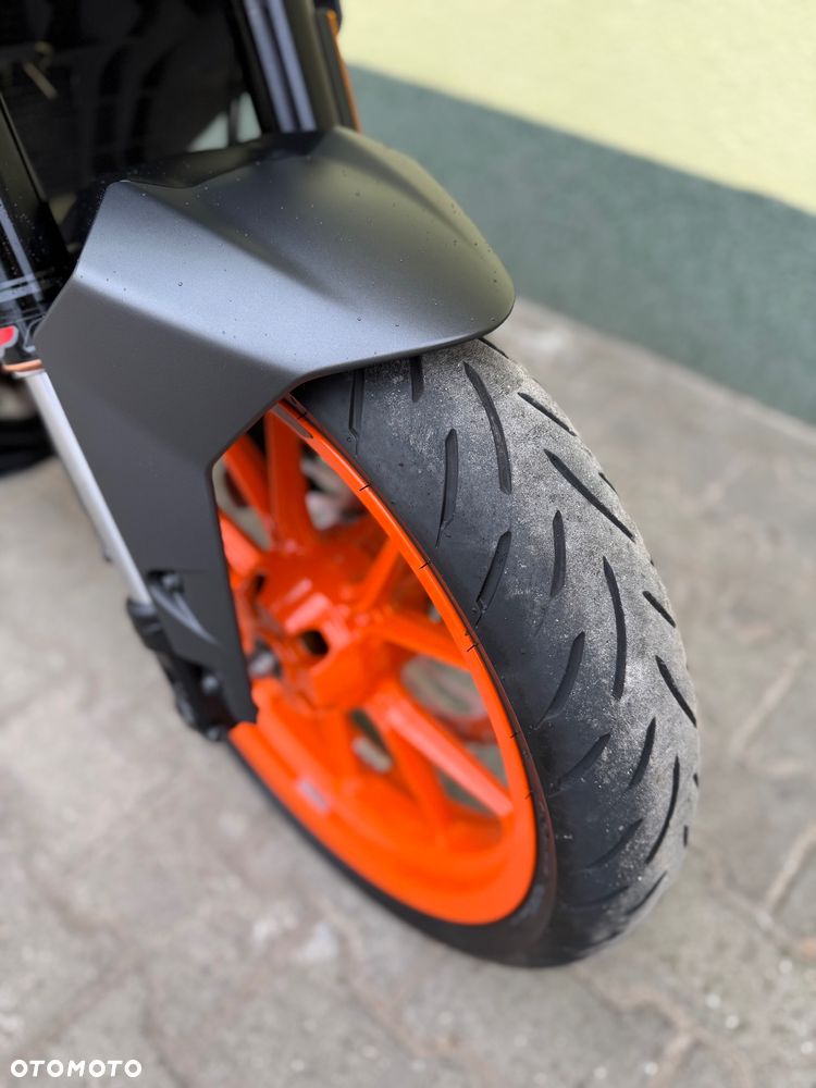 KTM Duke - 4