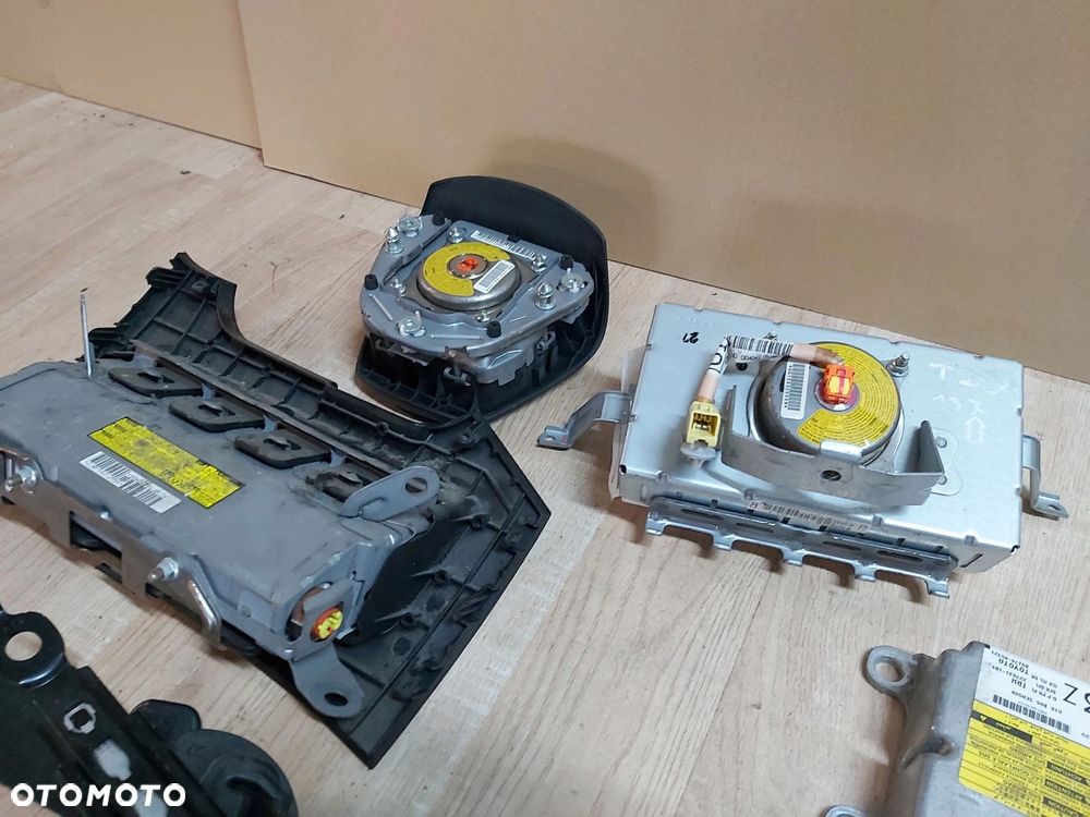 Toyota AVENSIS T27 I Lift air bag poduszka deska kierowcy pas przód - 4
