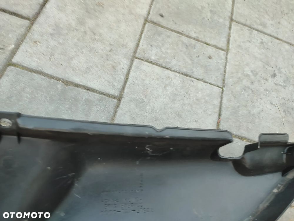 Owiewka, osłona, bok, boczek, zadupek, ogon Honda XRV 750 Africa Twin 750 - 23