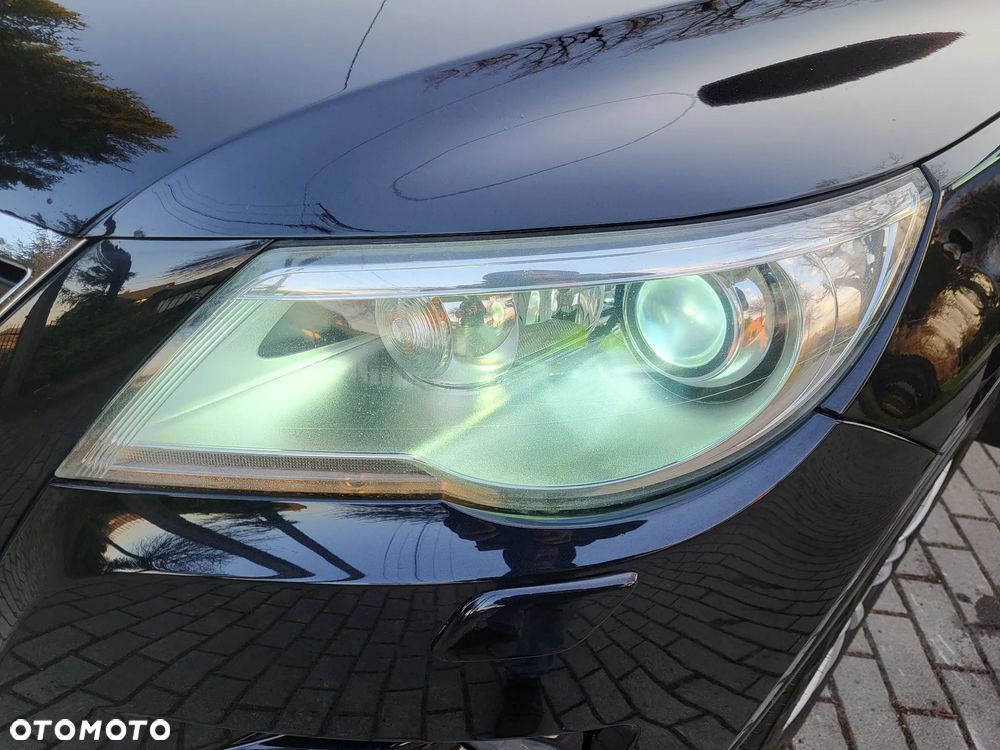 Volkswagen Tiguan - 12