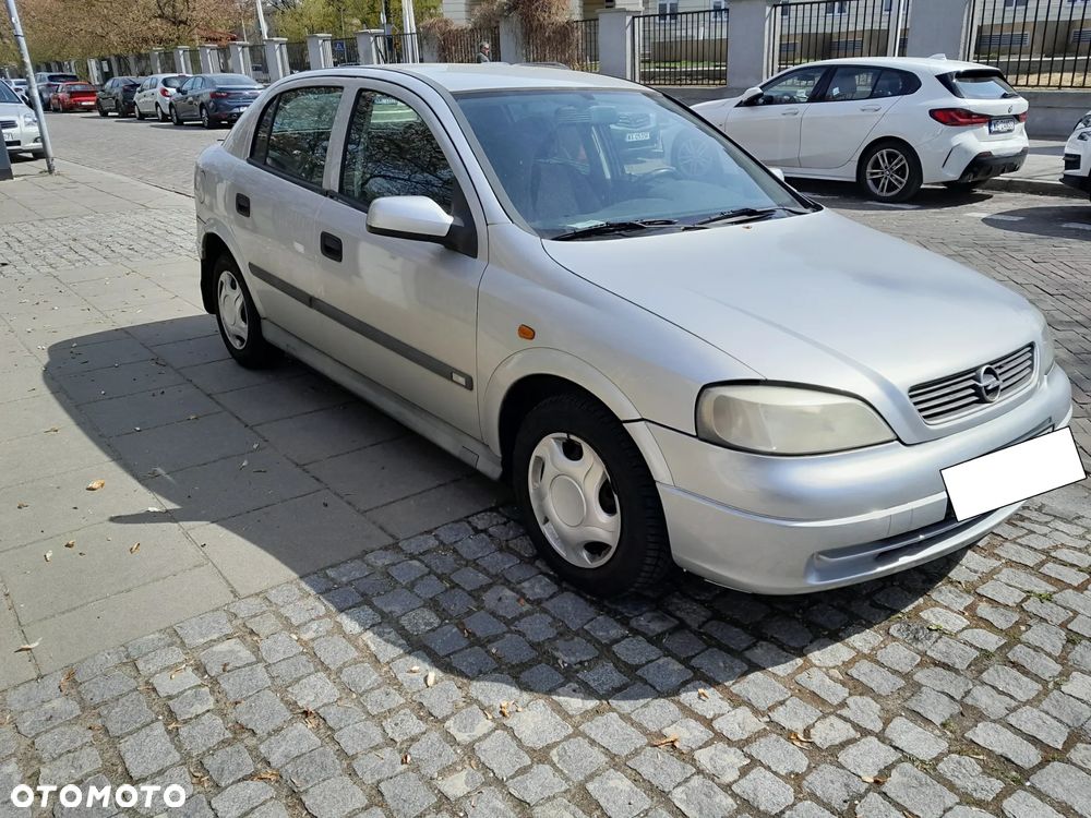 Opel Astra - 1
