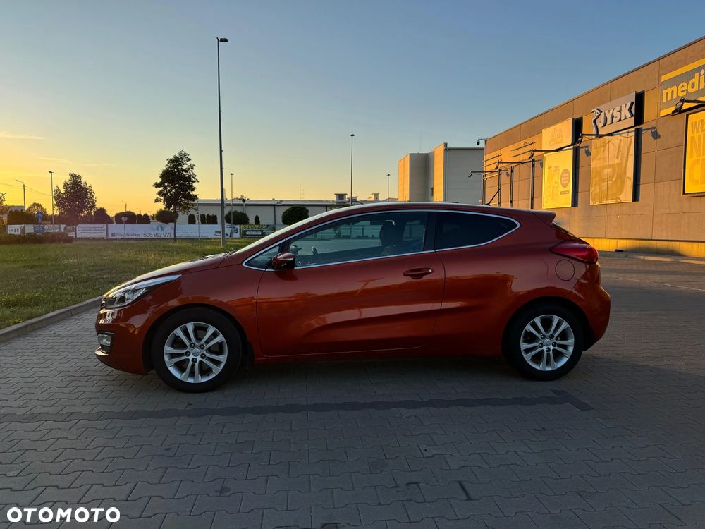 Kia ProCeed 1.6 GDI L - 12