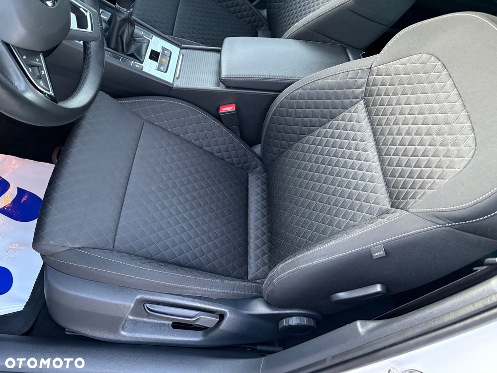 Skoda Superb 2.0 TDI Style - 23
