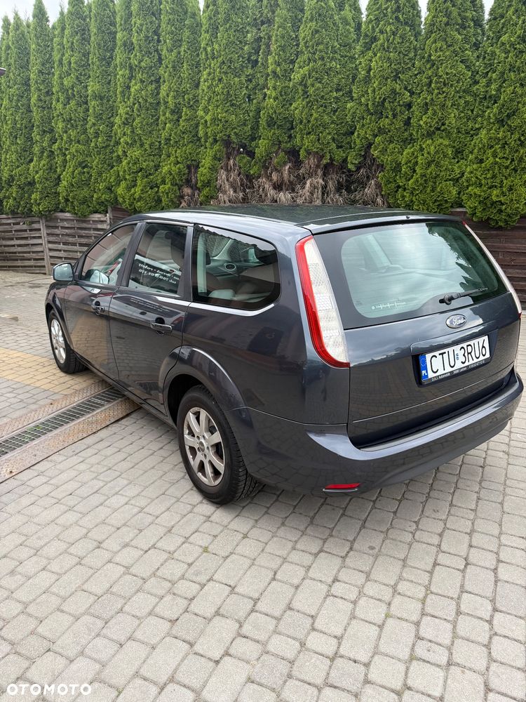 Ford Focus 1.8 Trend - 5
