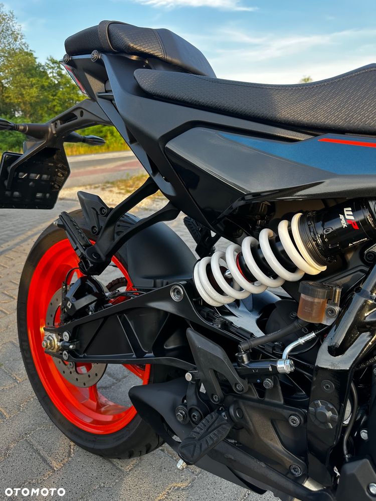 KTM Duke 125 - 14