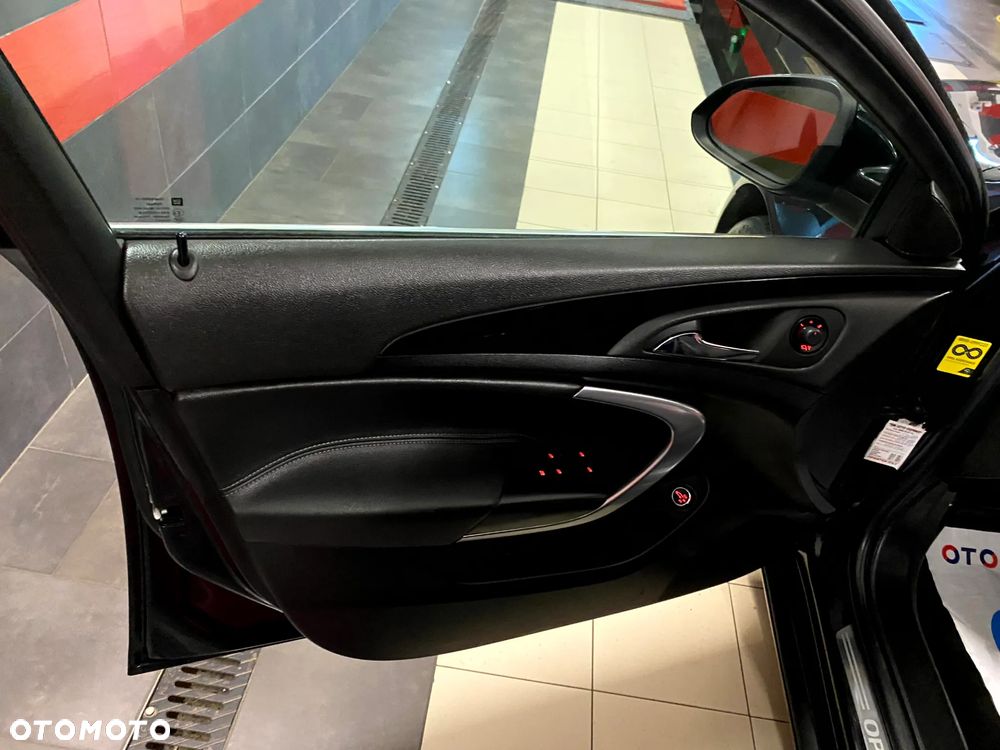 Opel Insignia 1.6 Turbo Cosmo - 11