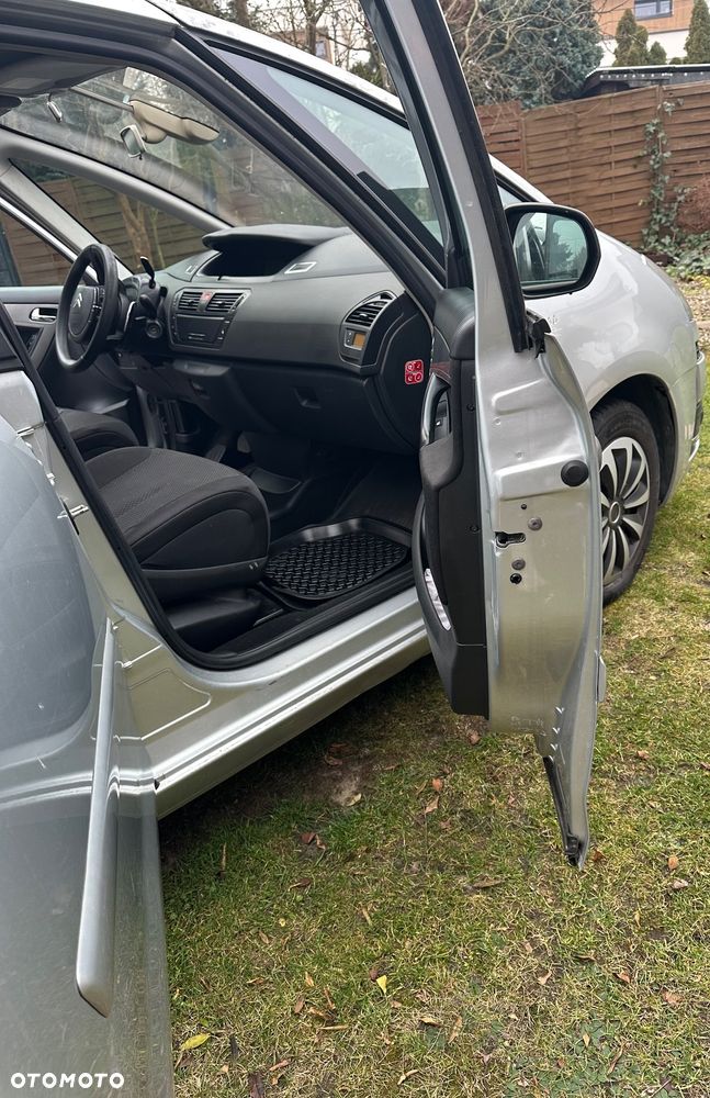 Citroën C4 Grand Picasso - 12
