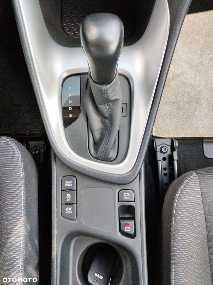 Toyota Yaris Hybrid 1.5 Comfort - 20