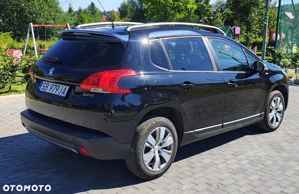 Peugeot 2008 1.2 Pure Tech GPF Style - 4
