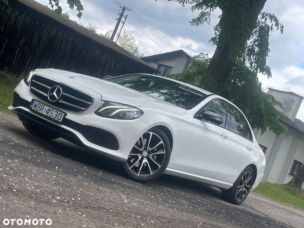 Mercedes-Benz Klasa E 220 d 9G-TRONIC - 1