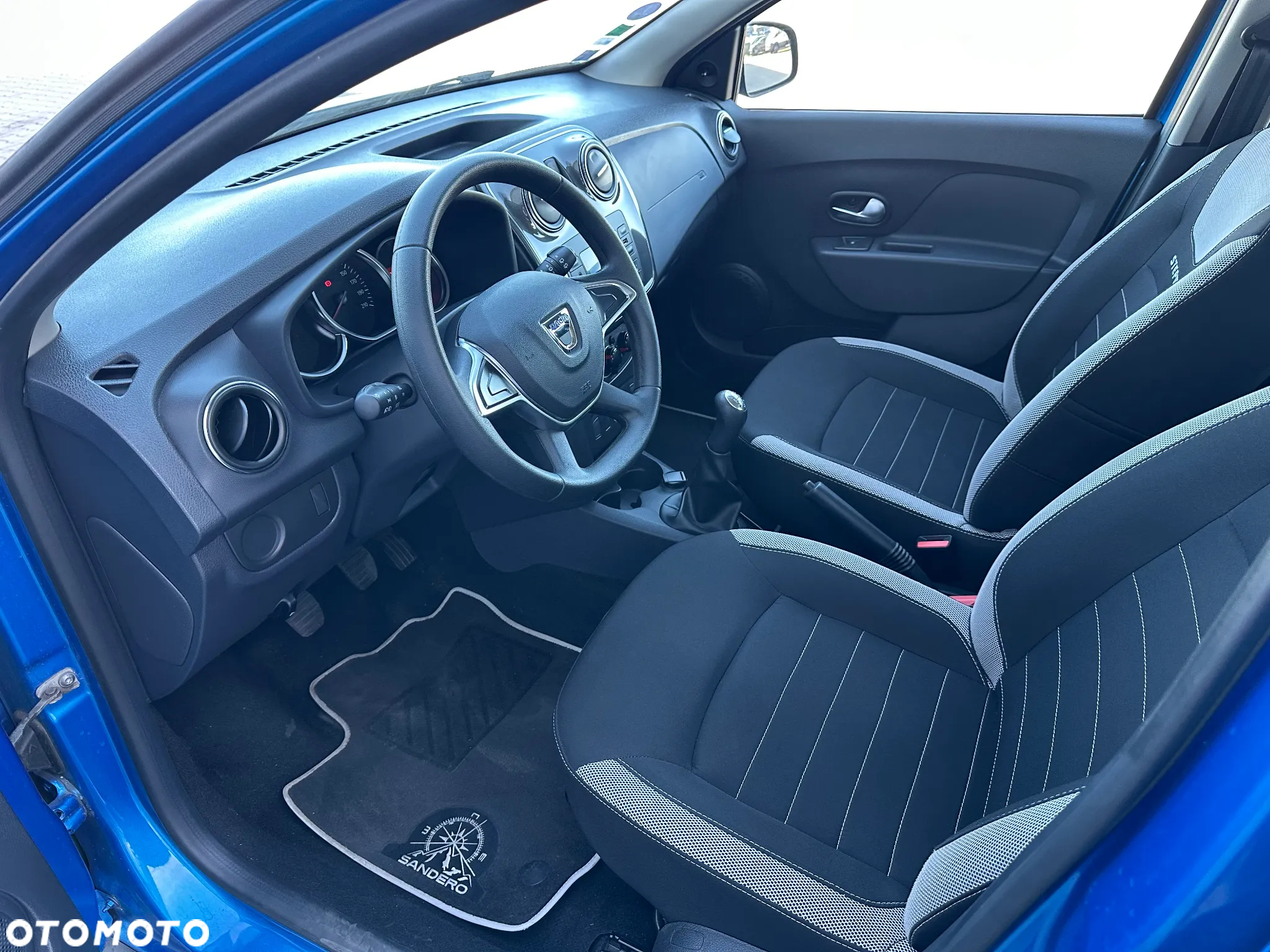 Dacia Sandero 0.9 TCe SL Celebration S&S - 9