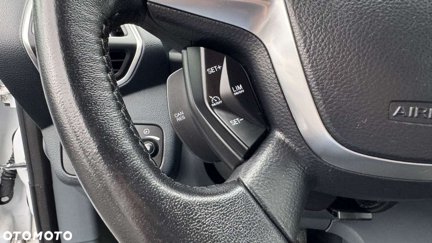 Ford C-MAX - 33