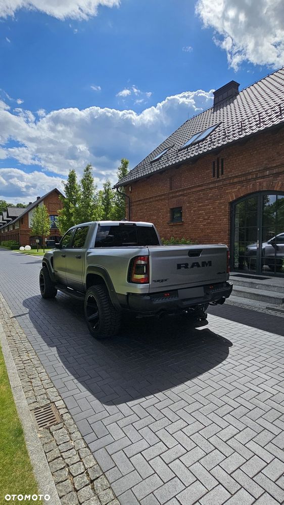 RAM 1500 TRX - 16