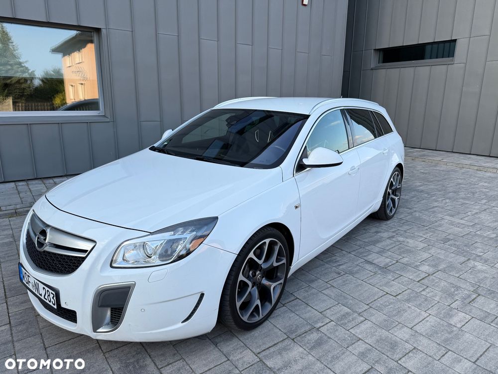 Opel Insignia 2.8 V6 Turbo 4x4 Sports Tourer OPC - 1